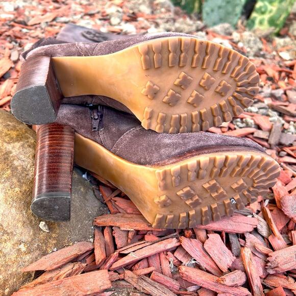 Tory Burch Y2K Brown Suede Leather Claudia Heeled Lug Sole Knee Boots Size 6 - Picture 10 of 10